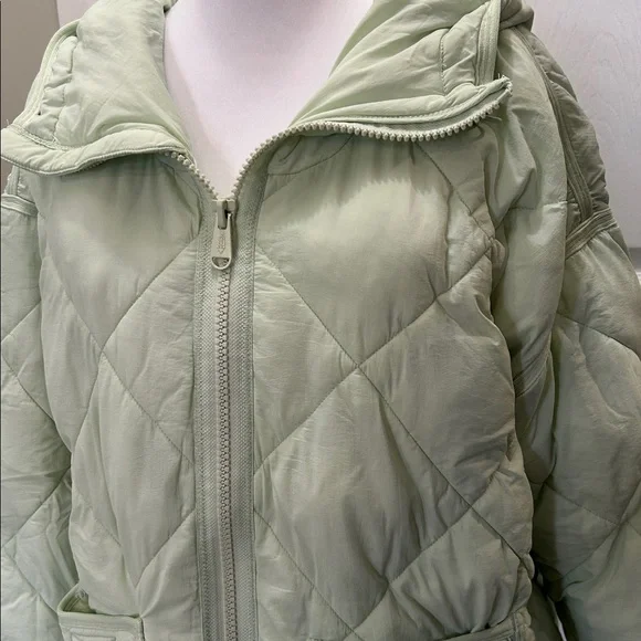 Free People movement mint green quilted jacket xxs over sized - Picture 3 of 10